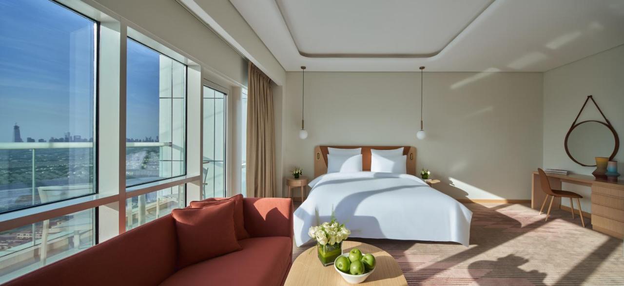 Novotel Jumeirah Village Triangle Dubai Exterior foto