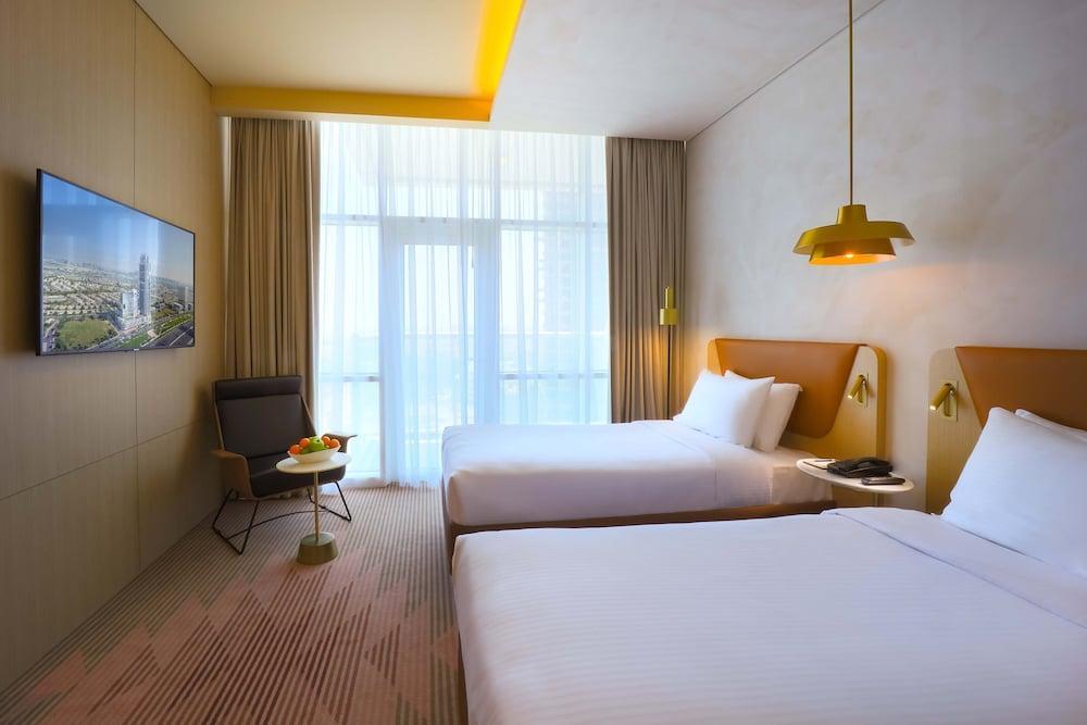 Novotel Jumeirah Village Triangle Dubai Exterior foto
