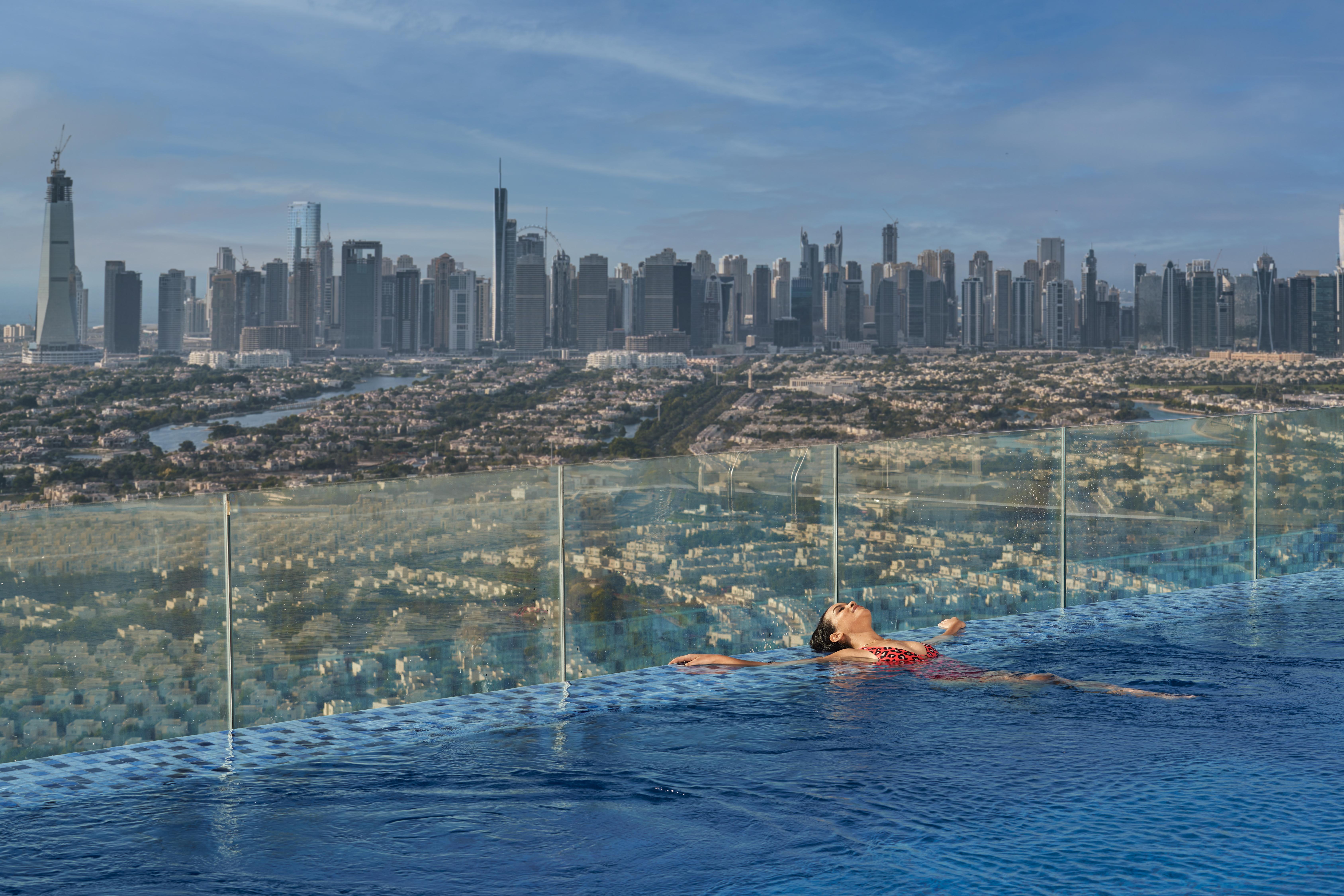Novotel Jumeirah Village Triangle Dubai Exterior foto